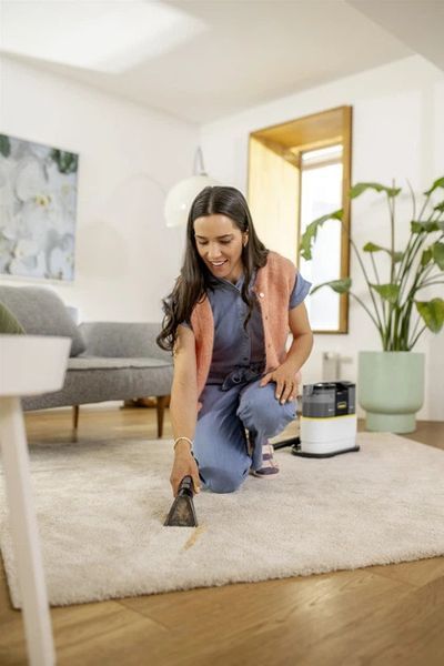 Пилосос миючий Karcher SE 2 Spot Care (1.081-420.0) з насадкою для чищення взуття 56025 фото